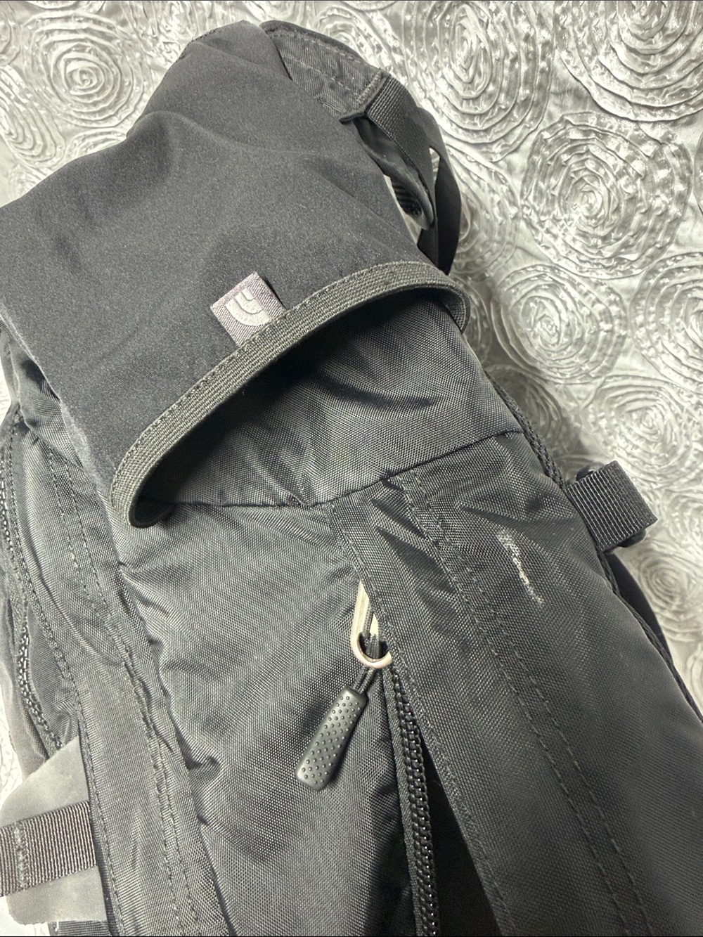 The North Face Black Backpack with Silver Logo - Picture 10 of 15